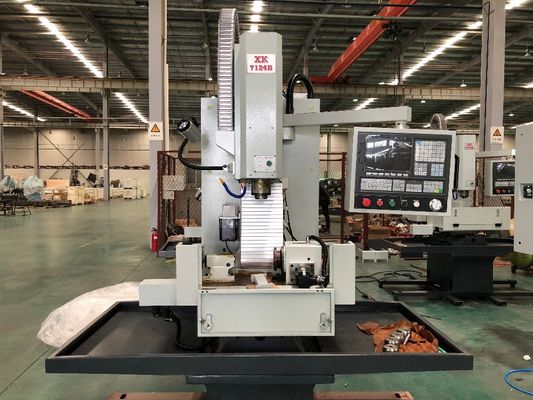 Boor het Malenmachine Drie van Mini Bed-Type CNC As